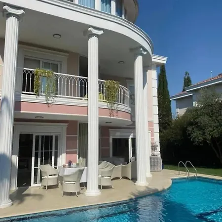 Villa Nina